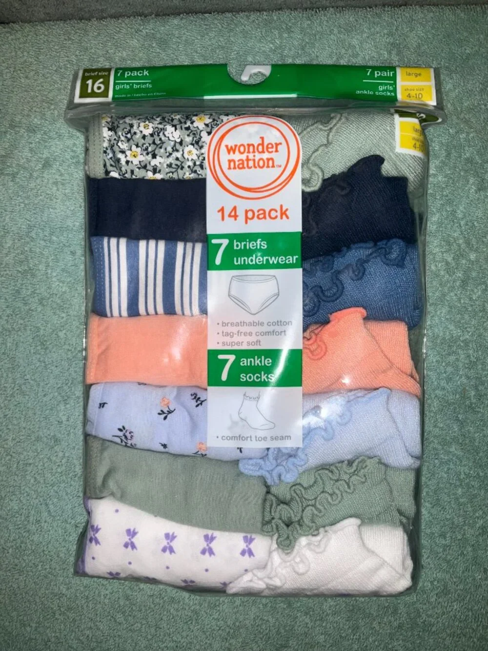 Girls Wonder Nation Briefs and Socks Set